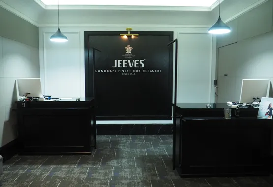 Foto Jeeves Menteng