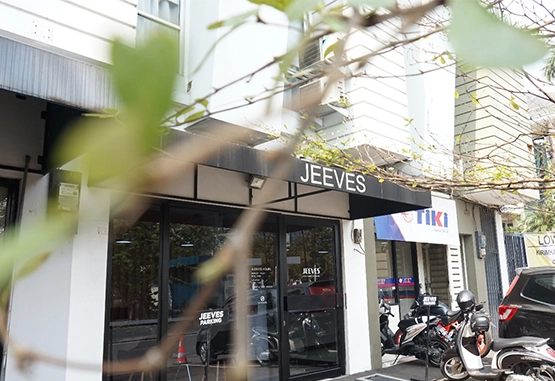 Jeeves Pluit